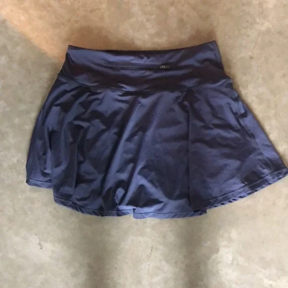 Santiny Skort with Inside Pockets - Picture 3 of 5